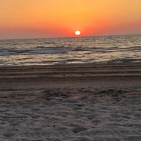 Апартаменты Laguna Sunset